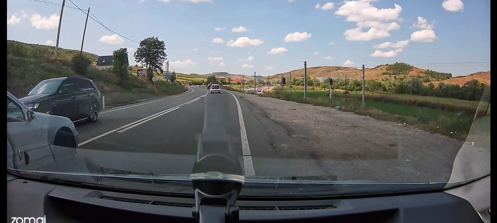 Fotografie atașată observației